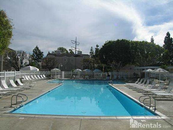 5th image of 7067 Camino Degrazia Unit 163