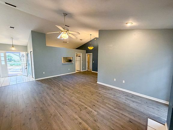 2nd image of 4105 NW 35th St