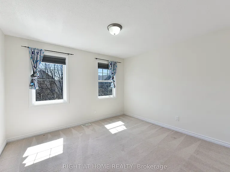 348 Gallantry Way — Photo 22