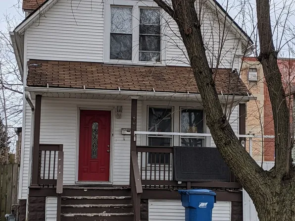 3 N 7th Ave, Maywood, IL 60153