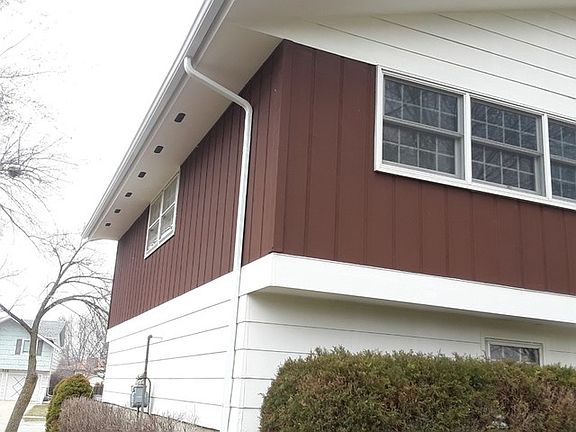 3rd image of 713 Kemah Ln
