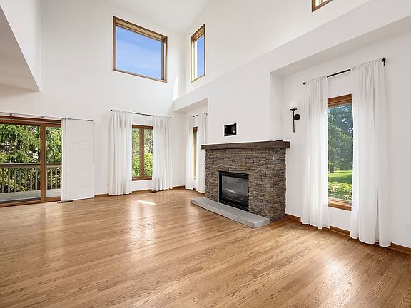4th image of 146 Santa Fe Ln