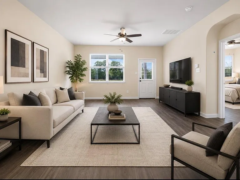 23547 Montague Dr — Photo 2