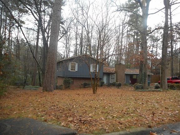 2nd image of 1586 Ember Cir