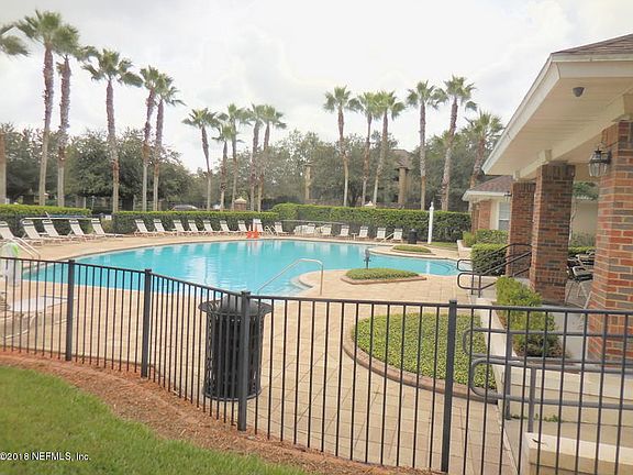 3rd image of 7801 Point Meadows Dr Unit 8405
