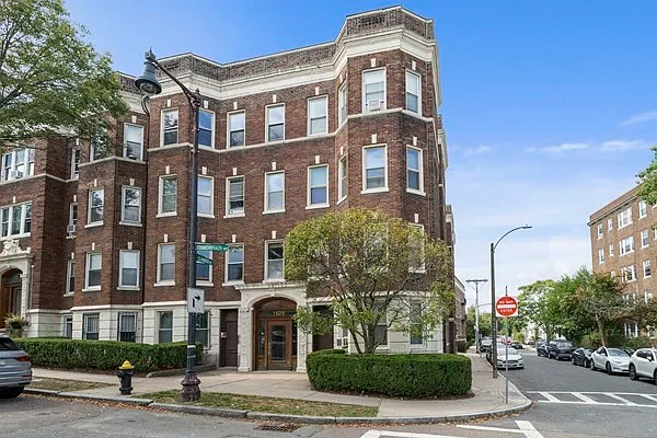 1625 Commonwealth Ave #18 — Photo 12