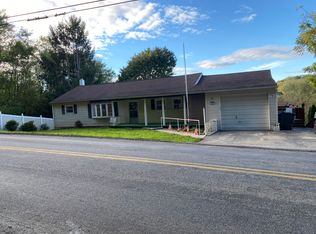 325 E Gay Extension St, Red Lion, PA 17356