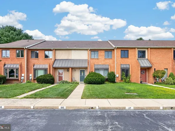 133 Caernarvon Ct, Exton, PA 19341