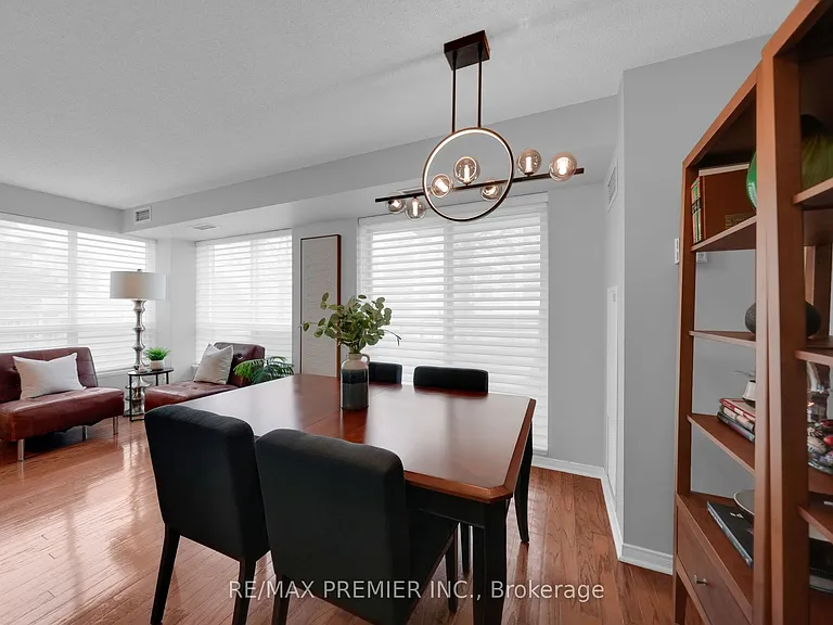 51 Baffin Ct #220 — Photo 20