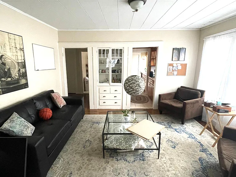 88 Saint Marks Rd — Photo 3