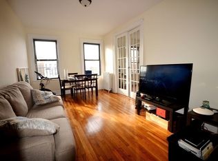 25-79 44th St #2A, Astoria, NY 11103