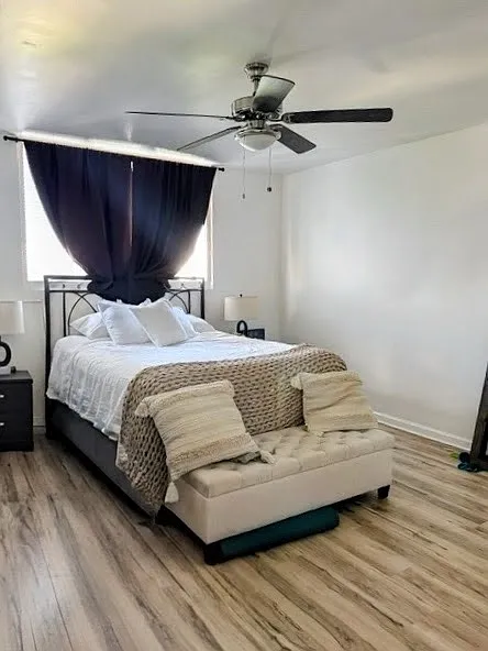 3 bed, 1221 sqft, $3,850 — Photo 4