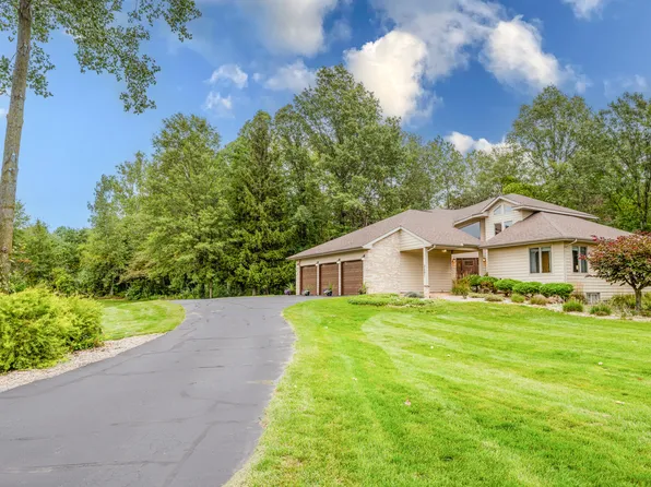 2681 W Linco Rd, Berrien Springs, MI 49103