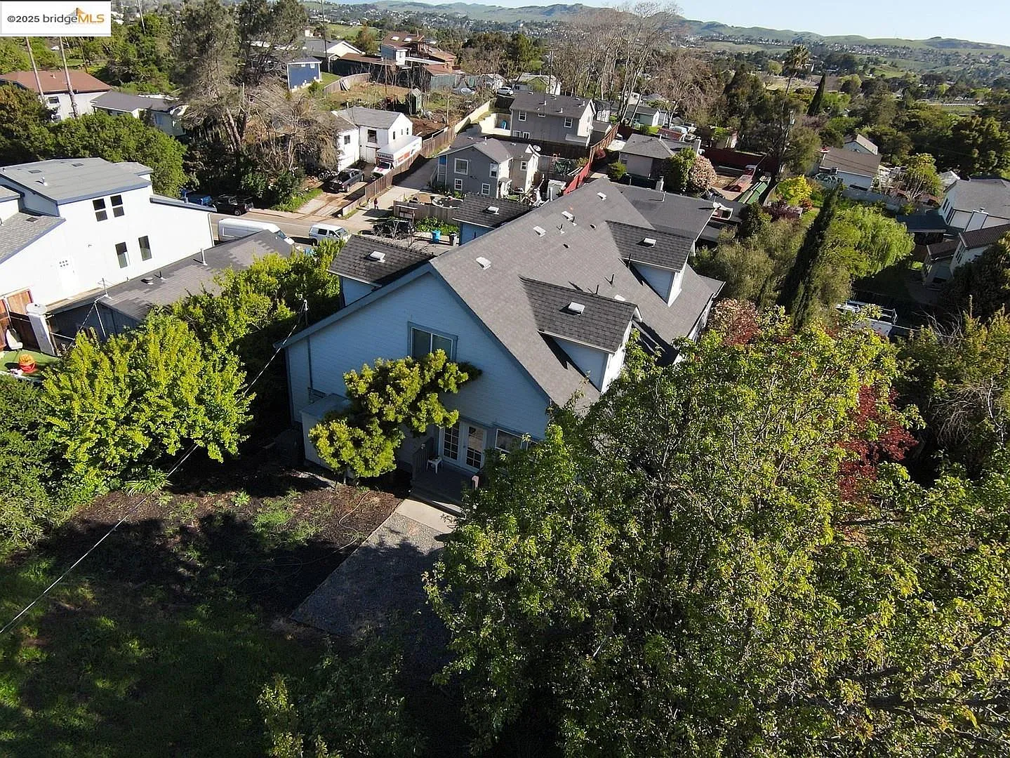 1259 Fulton Ave photo 1