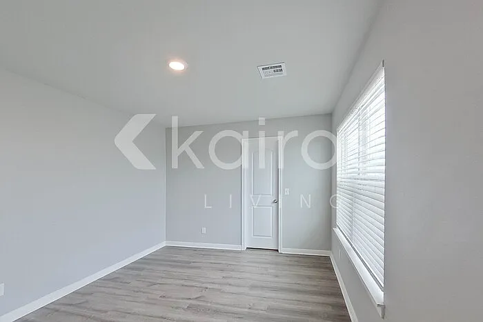 905 NW 4th St — Photo 16