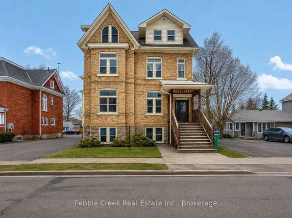 59 North St, Goderich, ON N7A 2T5