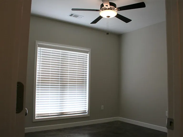 541 Wiregrass Way — Photo 18