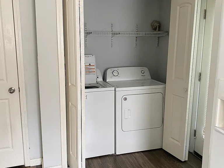 26 Center Cir — Photo 9