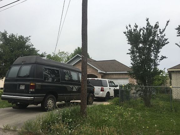 3rd image of 9243 E Avenue P