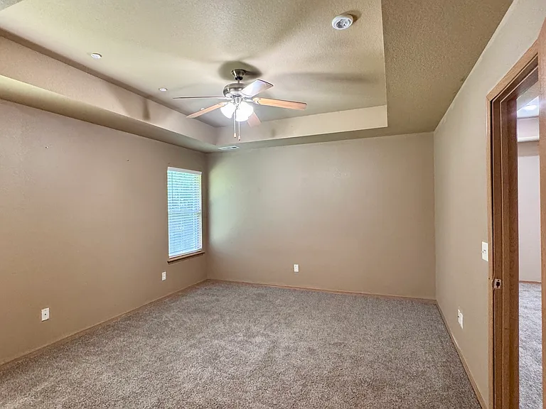 1214 Hanson Cir #1214 — Photo 6