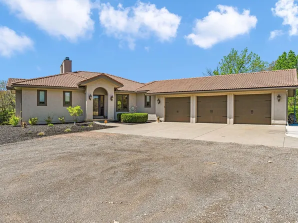 899 N 1928th Rd, Lecompton, KS 66050