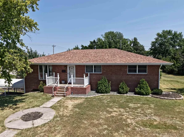 101 S Wyoming St, Plainville, KS 67663