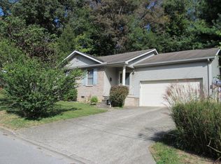 107 Herndon St, Berea, KY 40403