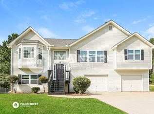 214 S Red Oak Way, Temple, GA 30179