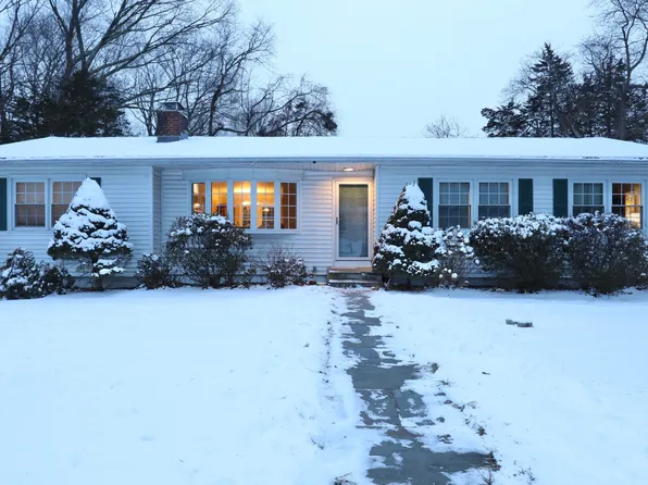 14 Jean Terrace, Trumbull, CT 06611