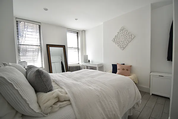 Rented by Wyllie Real Estate | media 10