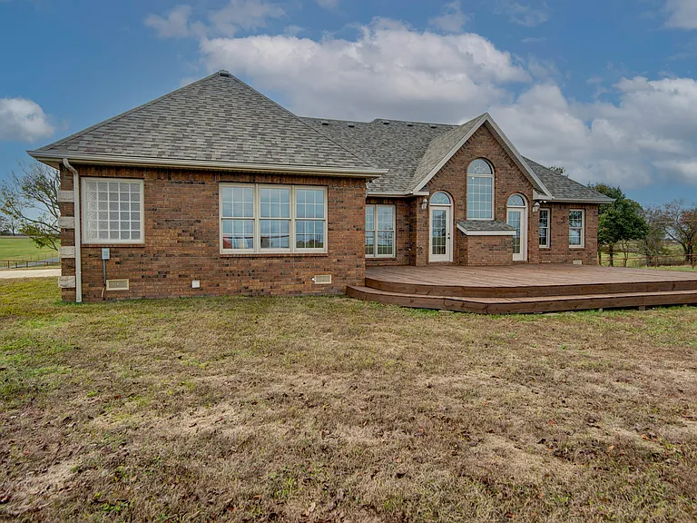 4220 State Highway D — Photo 11