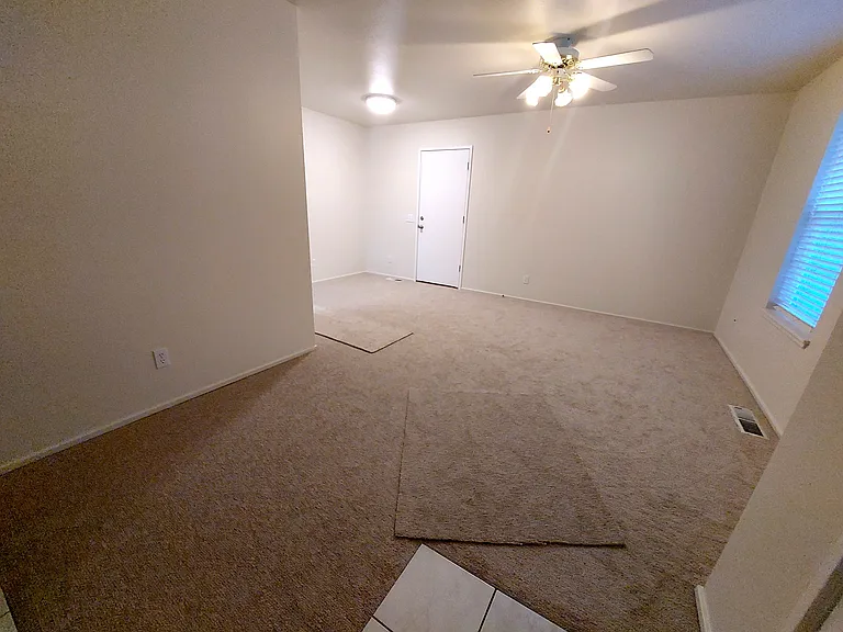1085 NE Purcell Blvd #1-4 — Photo 7