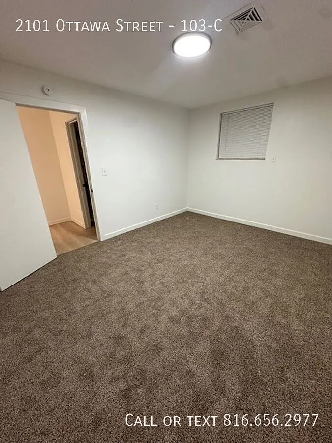 Mont Chalet Summer Move-in Special 1/2 off Deposit (restrictions apply) — Photo 2