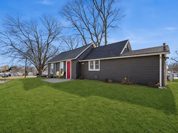 401 S 3rd St, Polk City, IA 50226