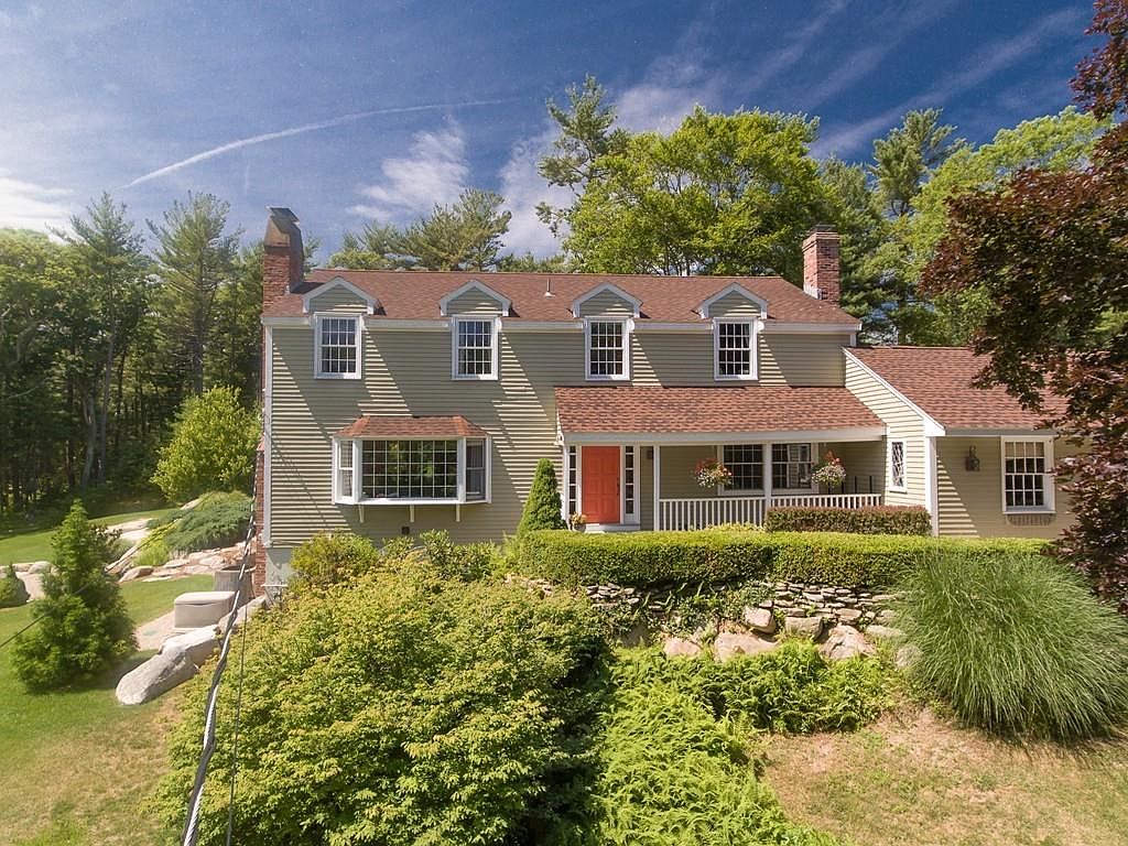 8 Hickory Hill Rd, Manchester, MA 01944 | Zillow