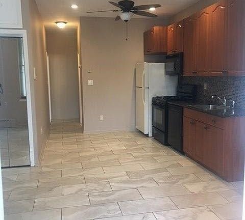 2nd image of 7 Huntington Ave Ste 1