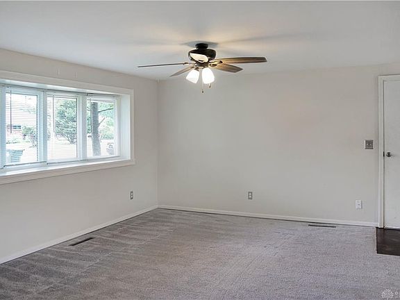 4th image of 4801 Haplin Dr