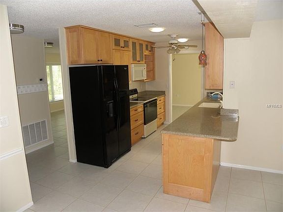 3rd image of 3871 Kingston Blvd