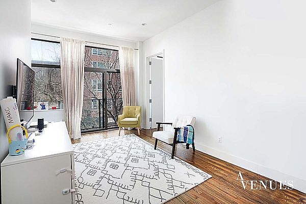 1st image of 230 E 124th St #3C