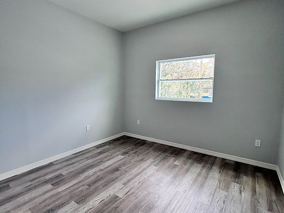 4th image of 3805 Valley Tree Dr #3805