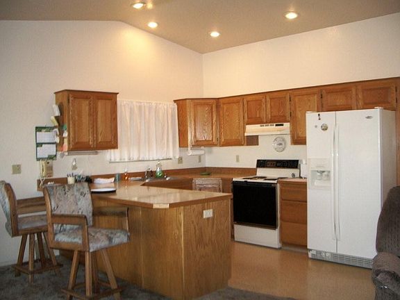 5th image of 505 E Sierra Vista Drive