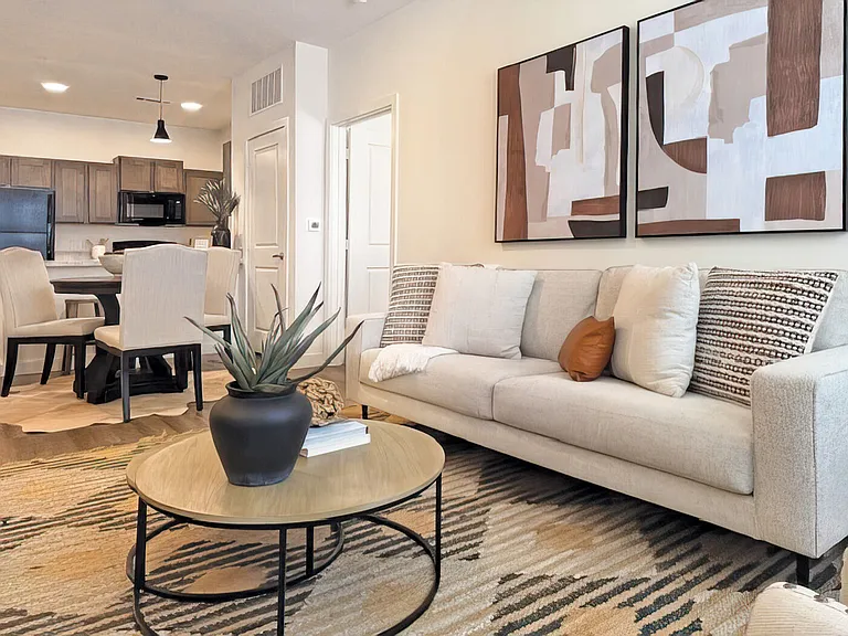 Loma Vista Lofts — Photo 38