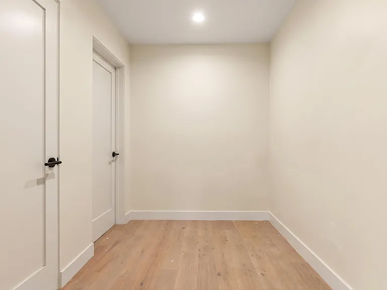 4819 Genesta Ave #1/2 — Photo 7