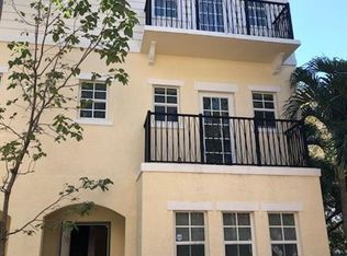 610 SW 1st Ter, Pompano Beach, FL 33060