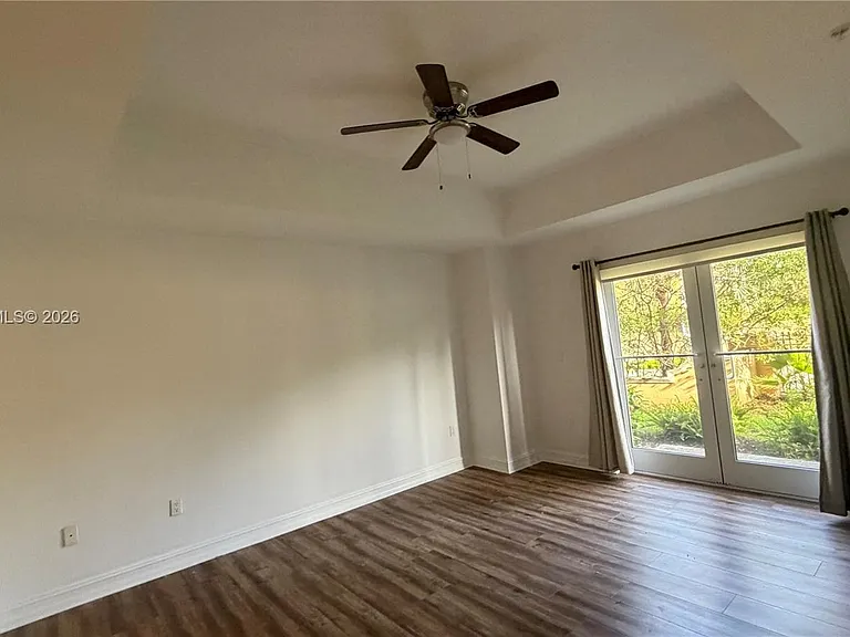 3001 NE 185th St #129 — Photo 15