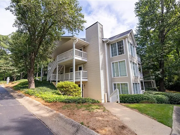 1907 Countryside Pl SE — Photo 15