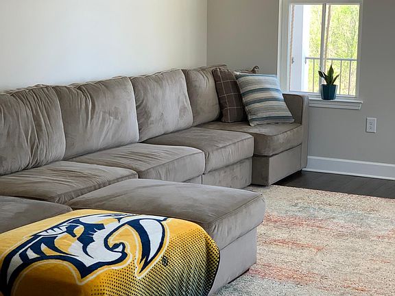 2nd image of 2333 Fairchild Cir