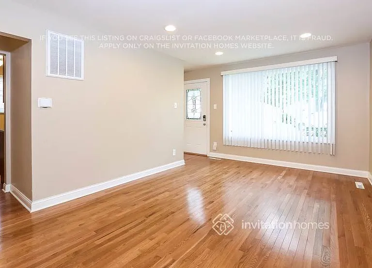 3536 W 80th Pl — Photo 2
