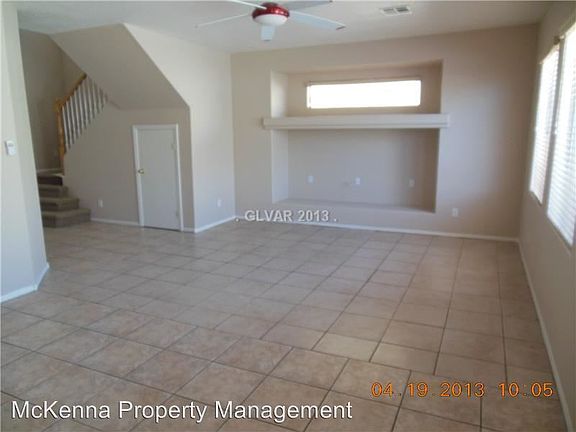 5th image of 516 Blackbird Knoll Ct
