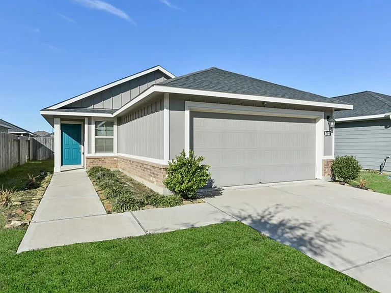 6827 Scarlet Sagebrush St — Photo 1